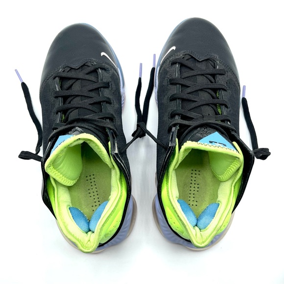 Nike mens Lebron 19 - Picture 6 of 8